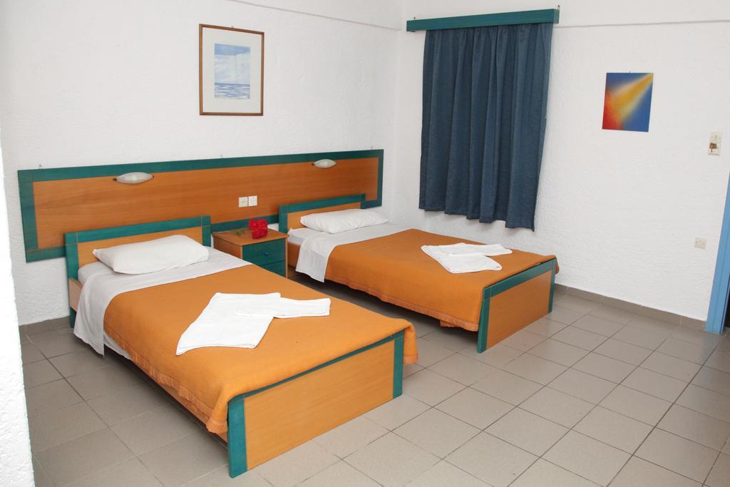 Mareva Hotel Apartments ヘルソニソス 部屋 写真
