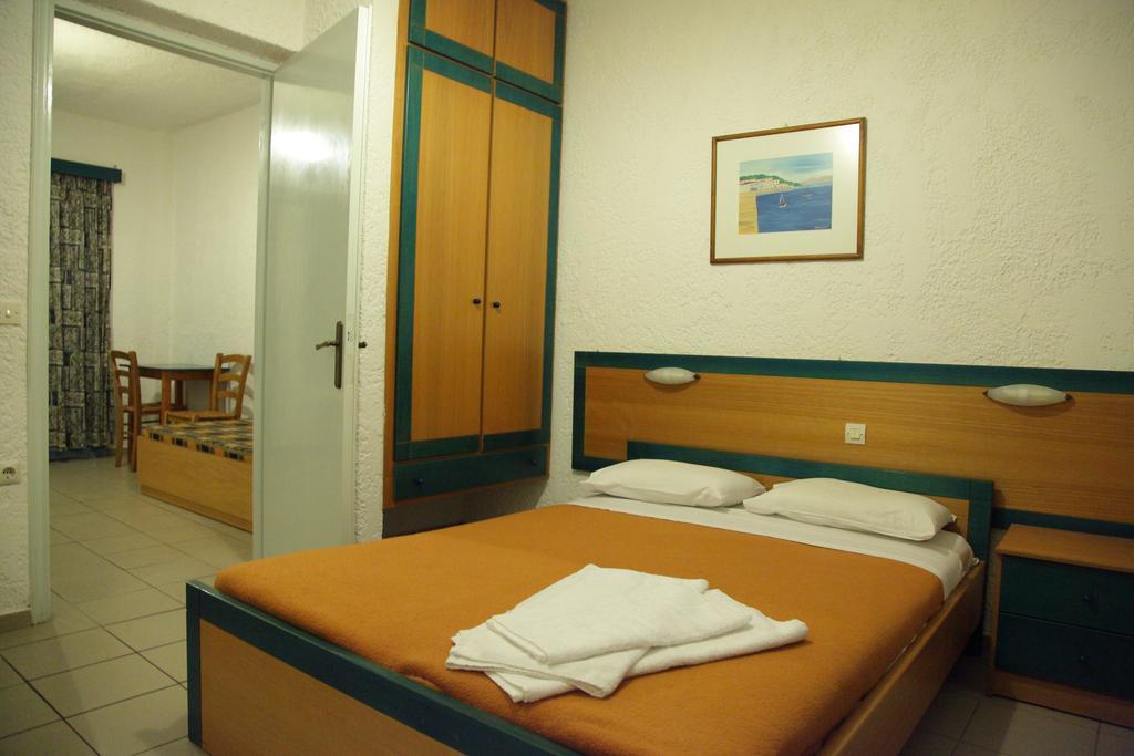 Mareva Hotel Apartments ヘルソニソス 部屋 写真
